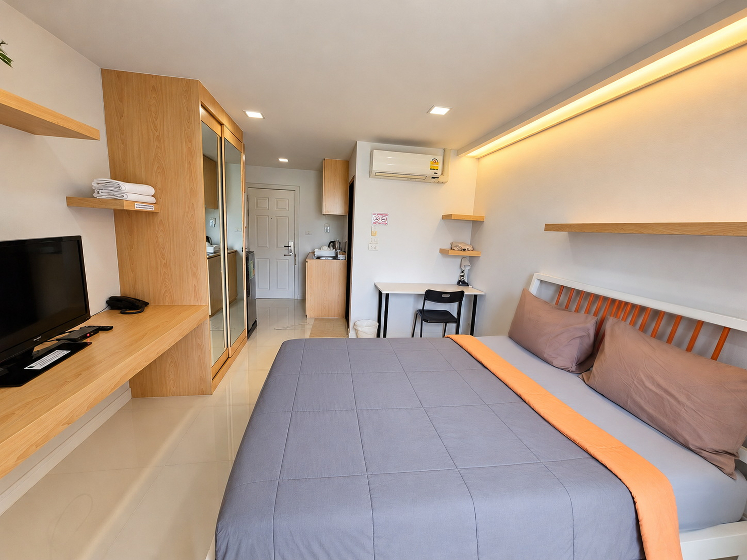 ห้องพักสะอาด เรียบง่าย Peaberry Room